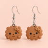 Imagem de Brinco Kawaii Biscoitinho Marrom com Lacinho – Bijuteria Feminina Fofa Estilo Japonês