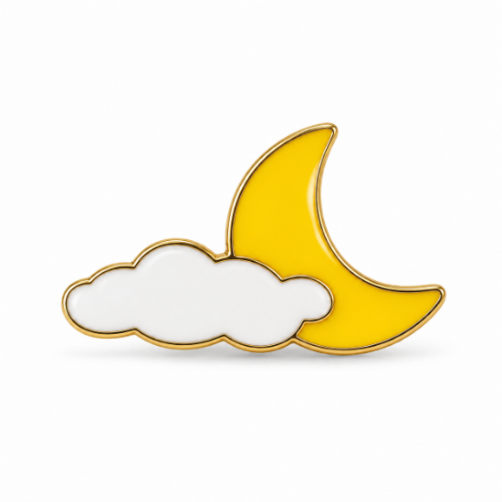 Imagem de Pin Broche Kawaii Lua Crescente Amarela com Nuvem Branca – Acessório Delicado para Jaqueta, Mochila e Bolsa